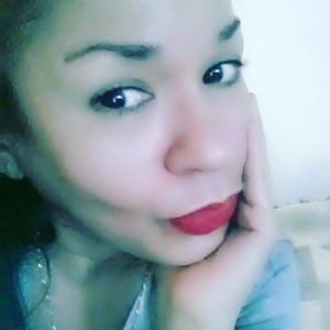 Meet your Posher, Yvette